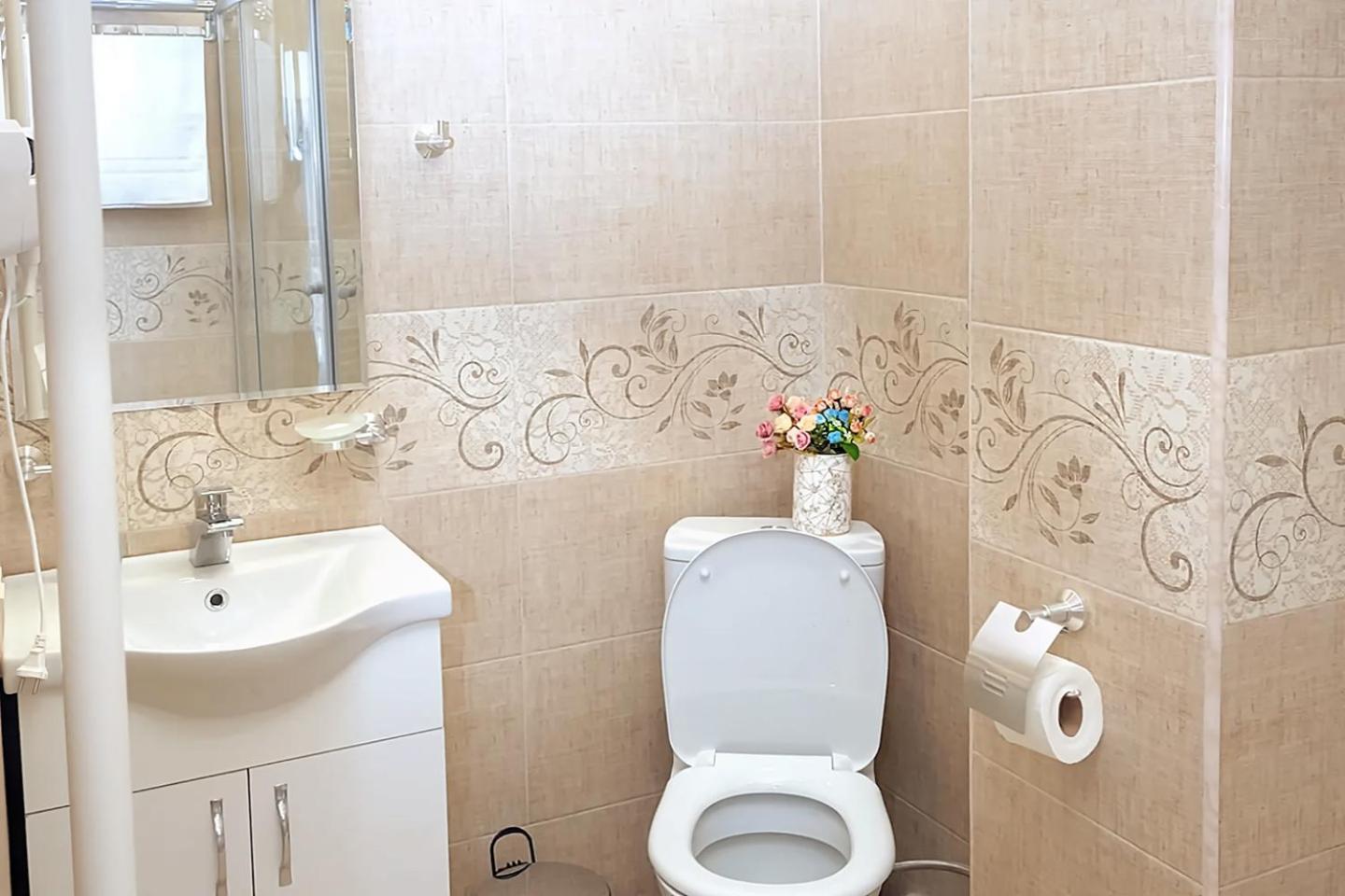 ホテル Tbilisi Mare エクステリア 写真